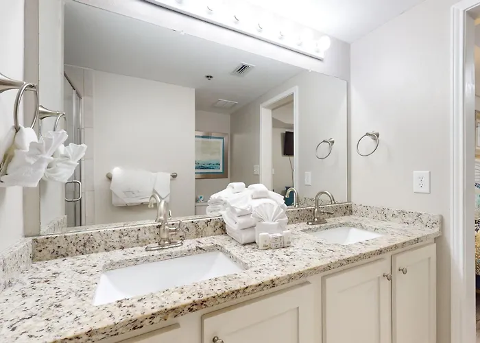 Tropic Isles 802 Apartment